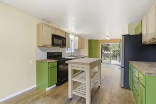 2638 SE 118th Ave, Portland, OR 97266 - Photo 7