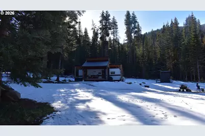 60839 Liberty Rd, Joseph, OR 97846 - Photo 11