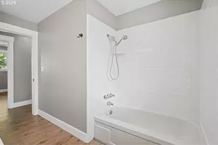 839 W Luellen Dr, Roseburg, OR 97471 - Photo 31