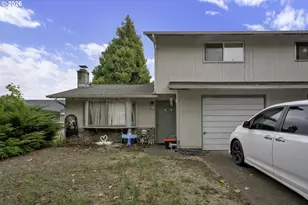 993 N Cloverleaf Loop, Springfield, OR 97477 - Photo 5