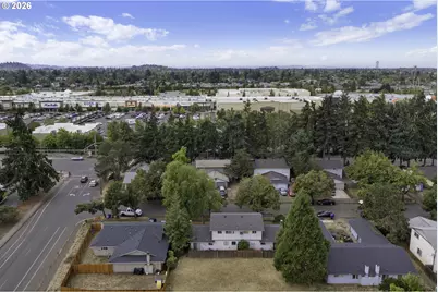 993 N Cloverleaf Loop, Springfield, OR 97477 - Photo 21
