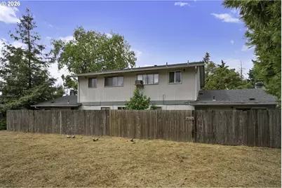 993 N Cloverleaf Loop, Springfield, OR 97477 - Photo 13