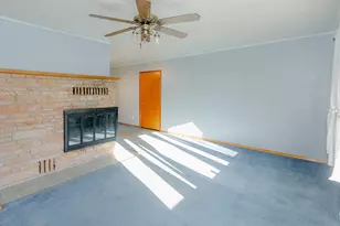 3738 Pennsylvania St, Longview, WA 98632 - Photo 3