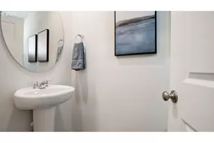 10410 NE 121st Ave, Vancouver, WA 98662 - Photo 3