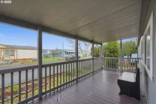 300 SW 7th Ave, Battle Ground, WA 98604 - Photo 1