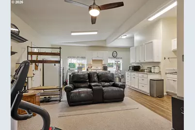 850 Marion St, Woodburn, OR 97071 - Photo 29