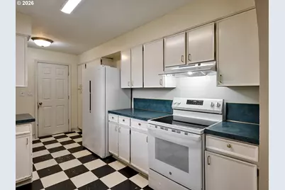 850 Marion St, Woodburn, OR 97071 - Photo 9