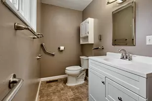 850 Marion St, Woodburn, OR 97071 - Photo 15