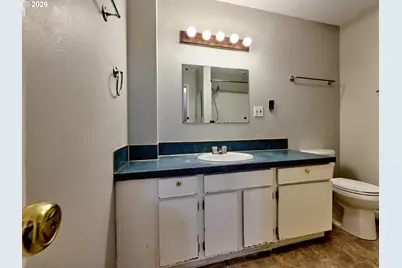 850 Marion St, Woodburn, OR 97071 - Photo 17
