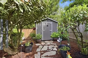 2550 Garfield St, Eugene, OR 97405 - Photo 35