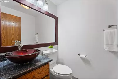 7225 SW Juniper Ter, Beaverton, OR 97008 - Photo 15