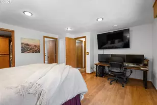 7225 SW Juniper Terrace, Beaverton, OR 97008 - Photo 13