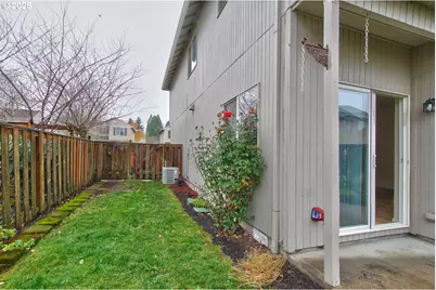 1380 NE Birkshire Ct, Hillsboro, OR 97124 - Photo 33