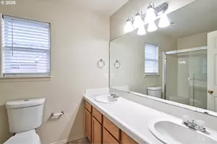 1380 NE Birkshire Ct, Hillsboro, OR 97124 - Photo 19