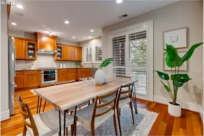 695 SW Foresta Ter, Portland, OR 97225 - Photo 11