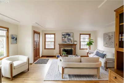 1527 N Emerson St, Portland, OR 97217 - Photo 3