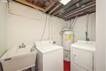 1527 N Emerson St, Portland, OR 97217 - Photo 29