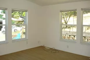 691 Grandview St, Glide, OR 97443 - Photo 3
