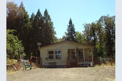 691 Grandview St, Glide, OR 97443 - Photo 1