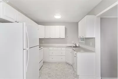 8705 SE Pardee St, Portland, OR 97266 - Photo 7