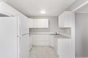 8705 SE Pardee St, Portland, OR 97266 - Photo 7