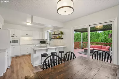 902 SE Atherton Ave, Gresham, OR 97080 - Photo 9