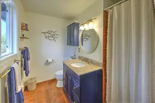 16020 SW Rosa Rd, Beaverton, OR 97007 - Photo 13