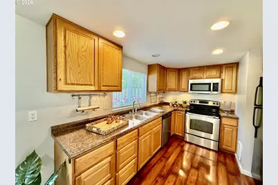 17960 SW Johnson St #C, Beaverton, OR 97003 - Photo 13