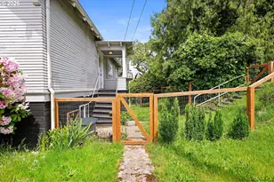 4590 Lief Erikson Dr, Astoria, OR 97103 - Photo 7