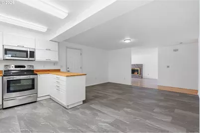 21635 SW Gary Ln, Beaverton, OR 97003 - Photo 13