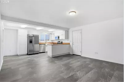 21635 SW Gary Ln, Beaverton, OR 97003 - Photo 11