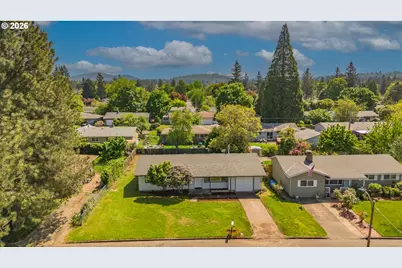 18010 SE Stephens St, Portland, OR 97233 - Photo 3