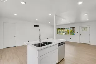 18010 SE Stephens St, Portland, OR 97233 - Photo 21