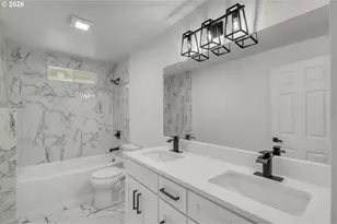 18010 SE Stephens St, Portland, OR 97233 - Photo 23