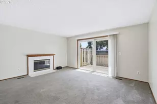 2986 SE Bluebird Dr, Hillsboro, OR 97123 - Photo 11