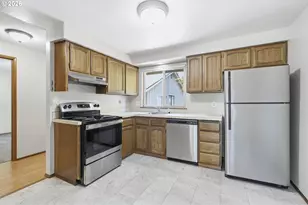 2986 SE Bluebird Dr, Hillsboro, OR 97123 - Photo 11