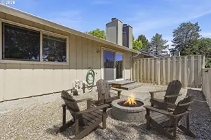 2986 SE Bluebird Dr, Hillsboro, OR 97123 - Photo 31