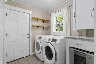 10945 SW 61st Ave, Portland, OR 97219 - Photo 27