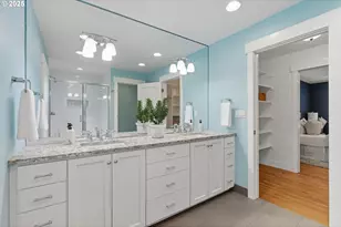 10945 SW 61st Ave, Portland, OR 97219 - Photo 25