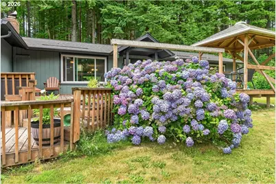 29027 Woodward Ln, Rainier, OR 97048 - Photo 5