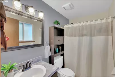 505 N Hubbard Ave, Yacolt, WA 98675 - Photo 7
