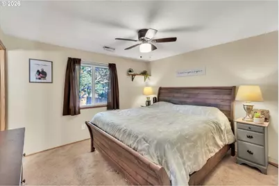 505 N Hubbard Ave, Yacolt, WA 98675 - Photo 5