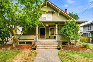 810 Center St, Oregon City, OR 97045 - Photo 1