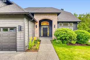 4322 SW Terlyn Ct, Portland, OR 97221 - Photo 3