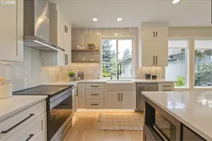 4322 SW Terlyn Ct, Portland, OR 97221 - Photo 13
