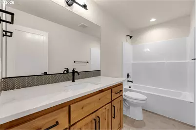 916 SE 35th St, Battle Ground, WA 98604 - Photo 31