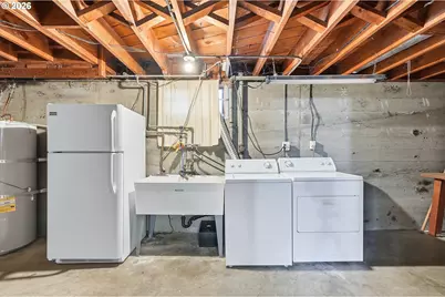 7710 N Washburne Ave, Portland, OR 97217 - Photo 25