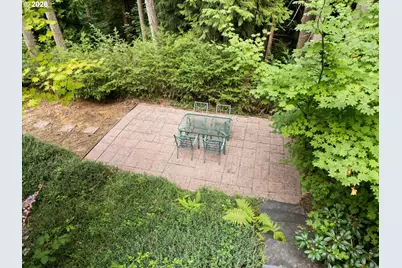 8704 SW Marseilles Dr, Beaverton, OR 97007 - Photo 17