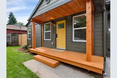 9449 N Geneva Ave, Portland, OR 97203 - Photo 3