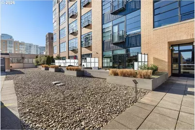 420 NW 11th Ave #506, Portland, OR 97209 - Photo 43